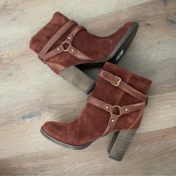 Ugg Dandridge Suede Harness Booties Mahogany-New in a box -SZ 8 - Picture 6 of 11